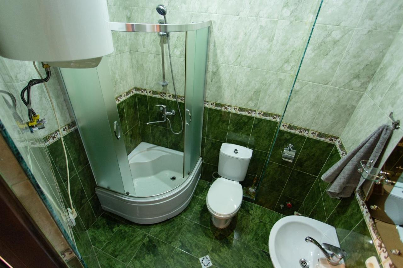 Apartments In The Historical Center Of Batumi, Near The Seaside Park Exterior foto