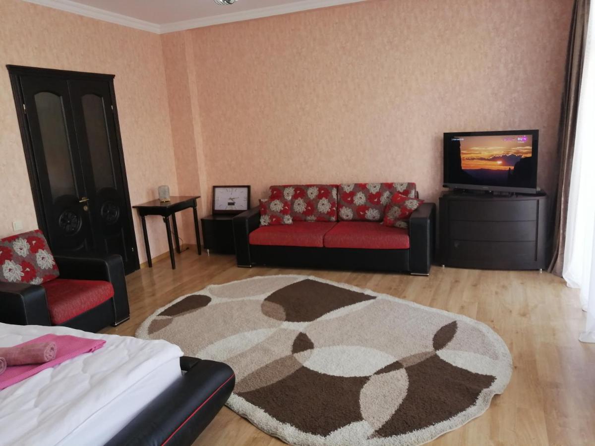 Apartments In The Historical Center Of Batumi, Near The Seaside Park Exterior foto