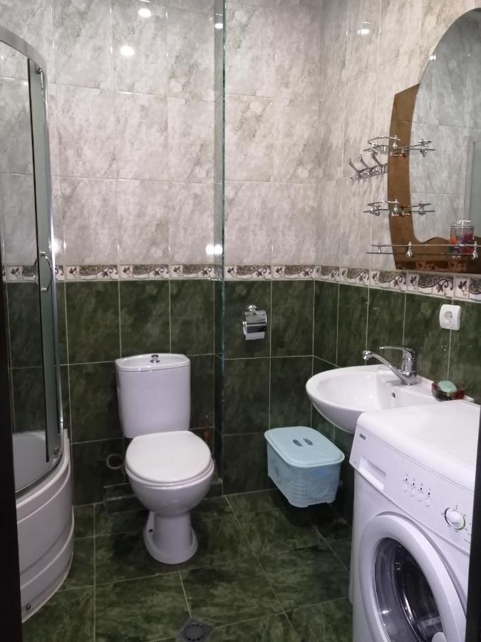 Apartments In The Historical Center Of Batumi, Near The Seaside Park Exterior foto