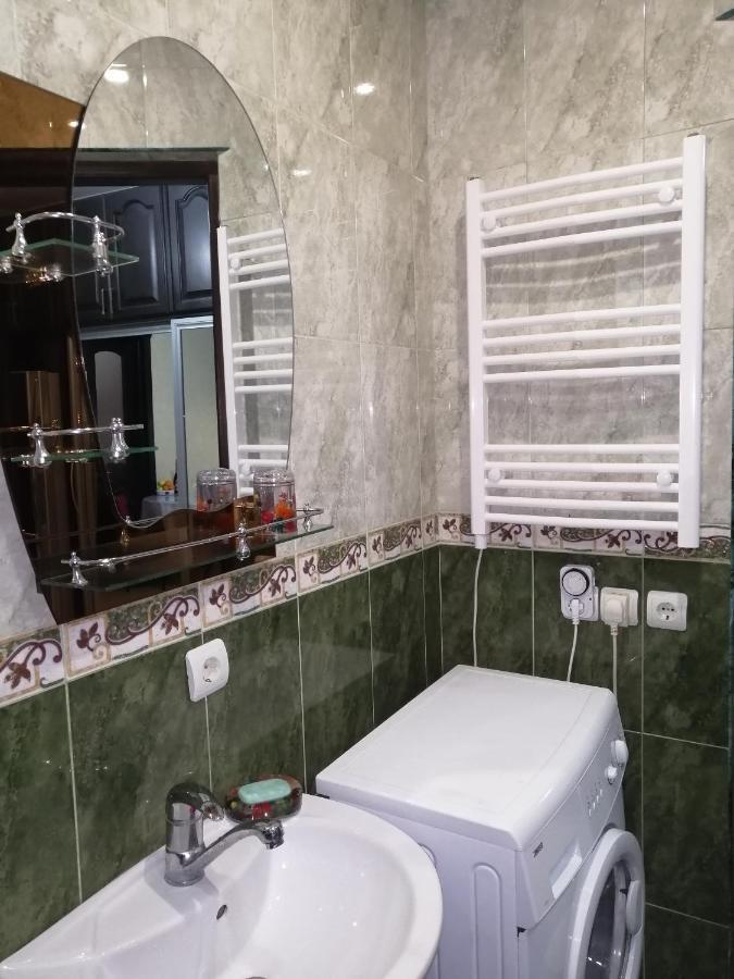 Apartments In The Historical Center Of Batumi, Near The Seaside Park Exterior foto